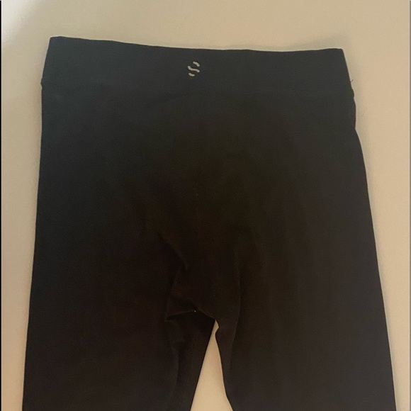 Athletic leggings - Picture 2 of 3